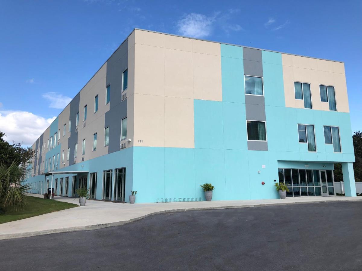 Travelodge By Wyndham Panama / Beachfront Panama City Beach