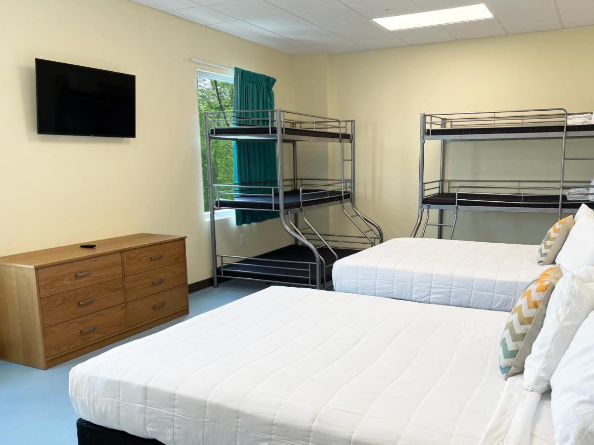 Travelodge By Wyndham Panama / Beachfront