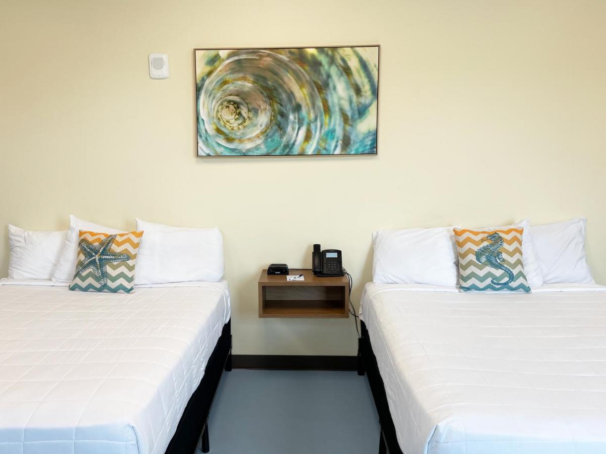 Travelodge By Wyndham Panama / Beachfront Hotel 3*